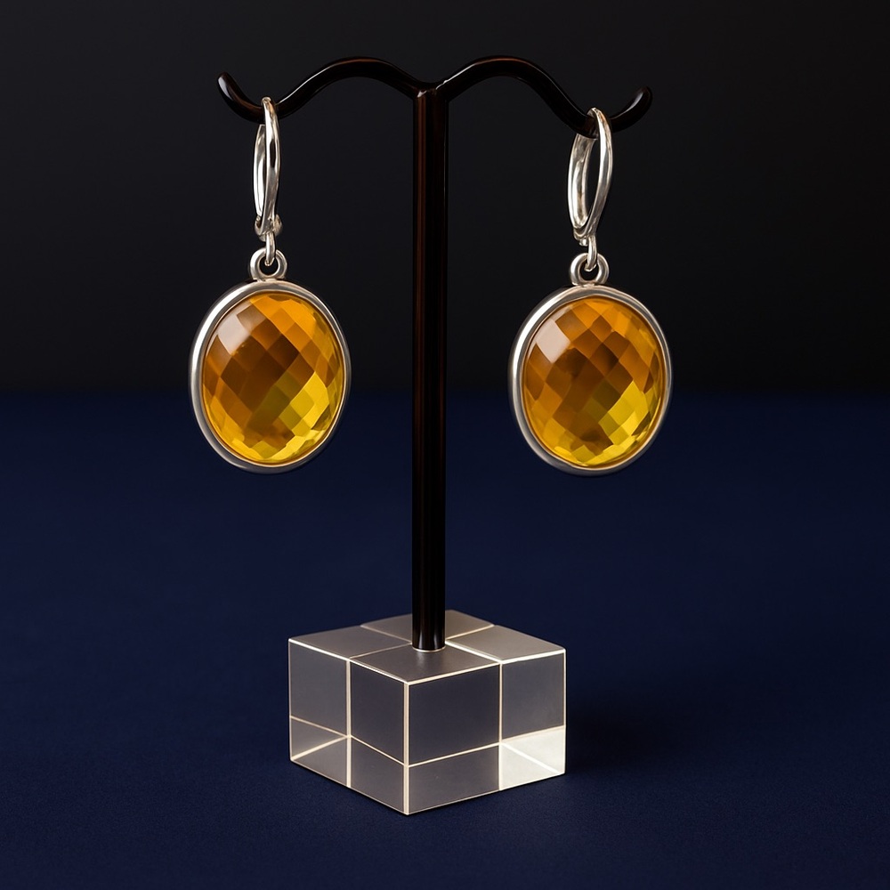 Elegant Gold Faceted Drop Earrings